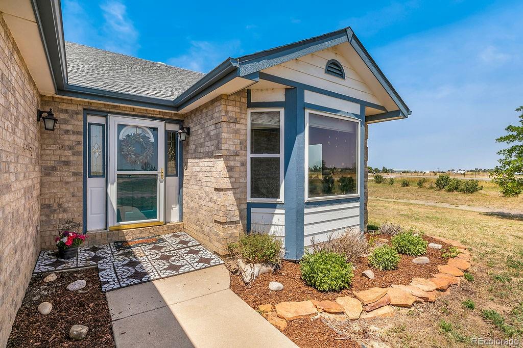 14557 Hayesmount Road Brighton, CO 80603 - Photo 3 of 40 Gallery Image 3