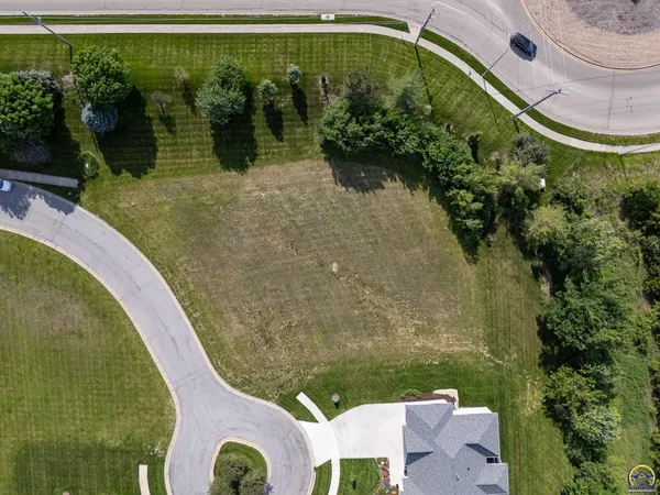 $45,000 | 0 Southwest Stoneylake Drive, Unit LOT 3, Topeka, KS 66610