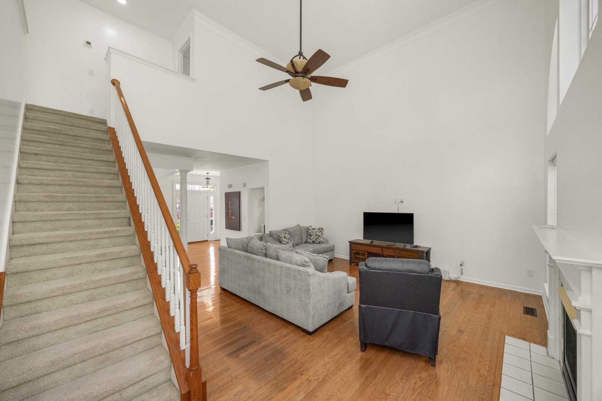 513 Cold Stream Place Nashville, TN 37221 - Photo 11 of 40 a living room with furniture and a wooden floor