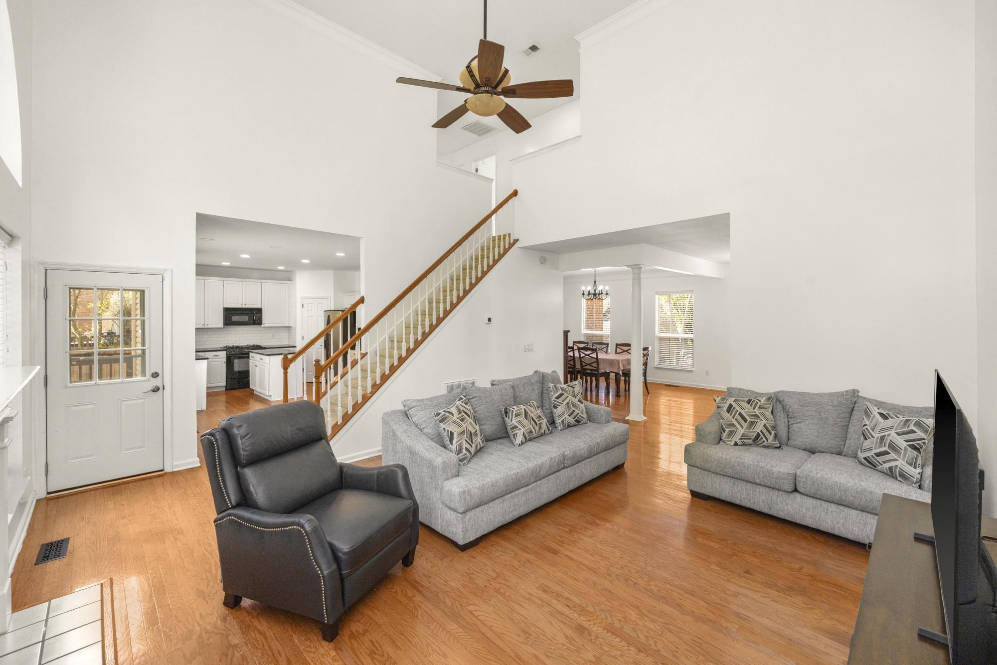 513 Cold Stream Place Nashville, TN 37221 - Photo 8 of 40 a living room with furniture and a ceiling fan