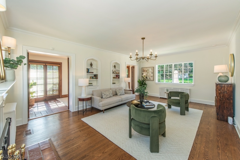 496 Ridgewood Avenue Glen Ridge, NJ 07028 - Photo 8 of 50 Gallery Image 8