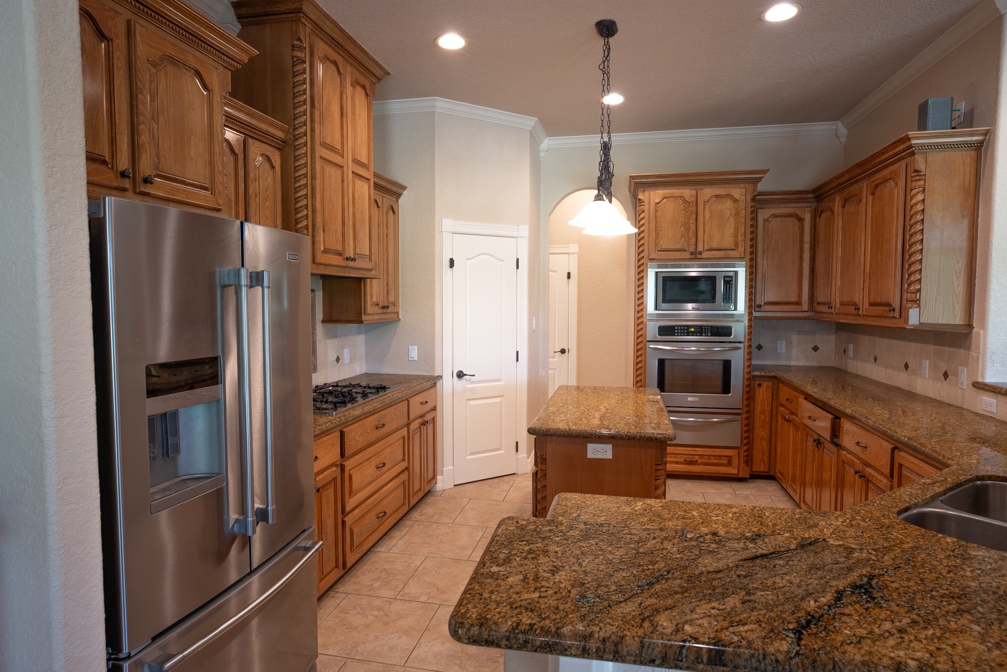 544 Wagon Wheel Trail Angleton, TX 77515 - Photo 12 of 45