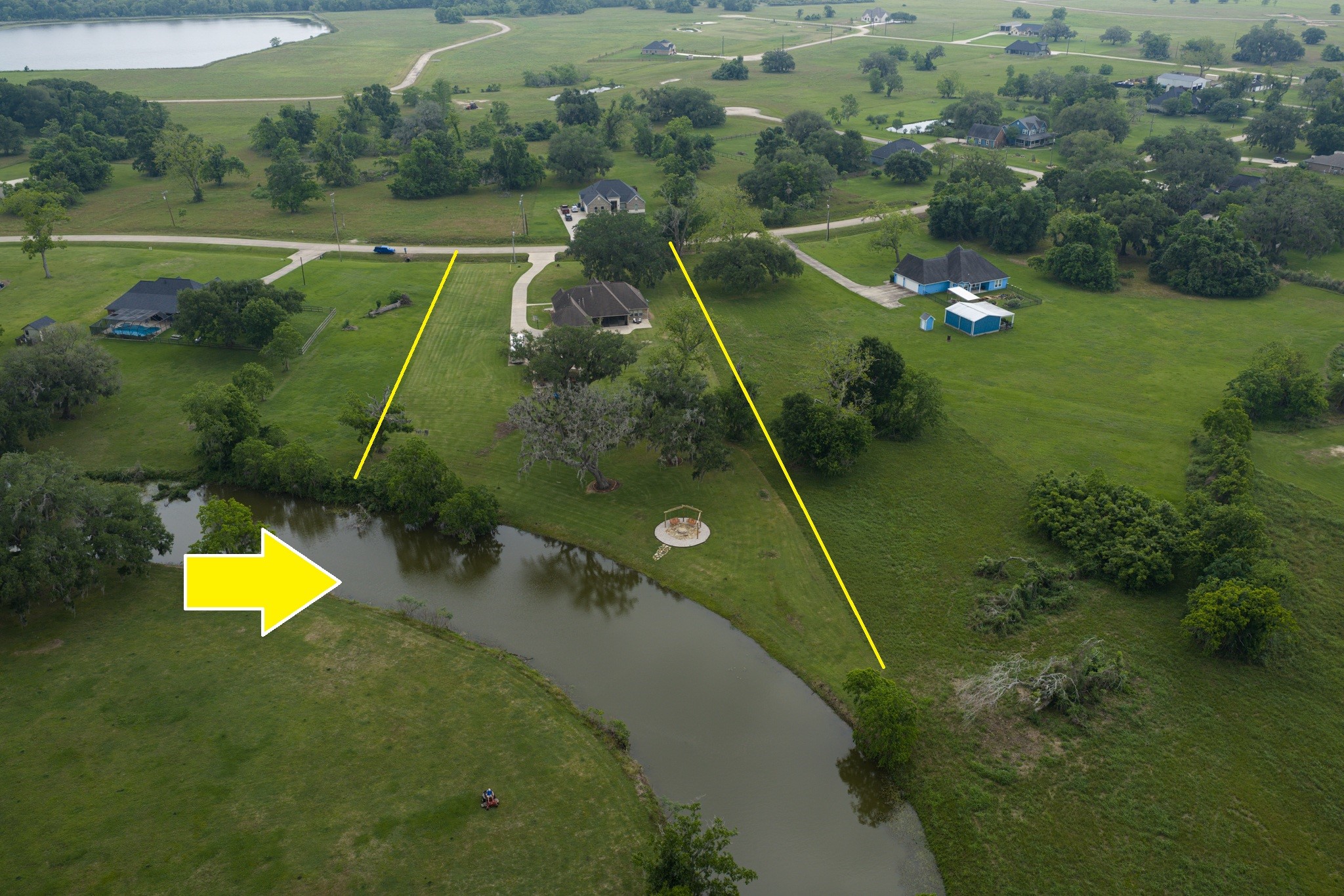 544 Wagon Wheel Trail Angleton, TX 77515 - Photo 41 of 45