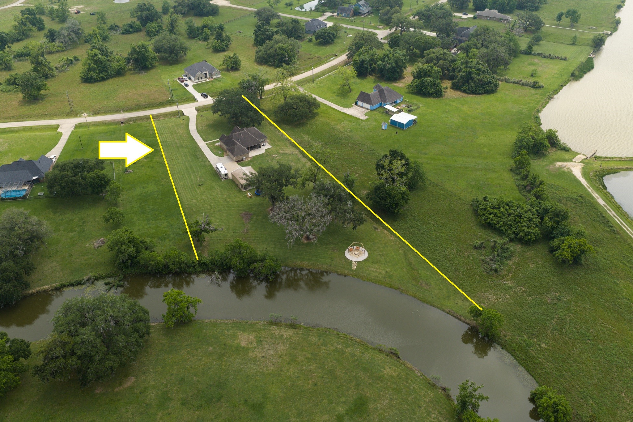 544 Wagon Wheel Trail Angleton, TX 77515 - Photo 43 of 45