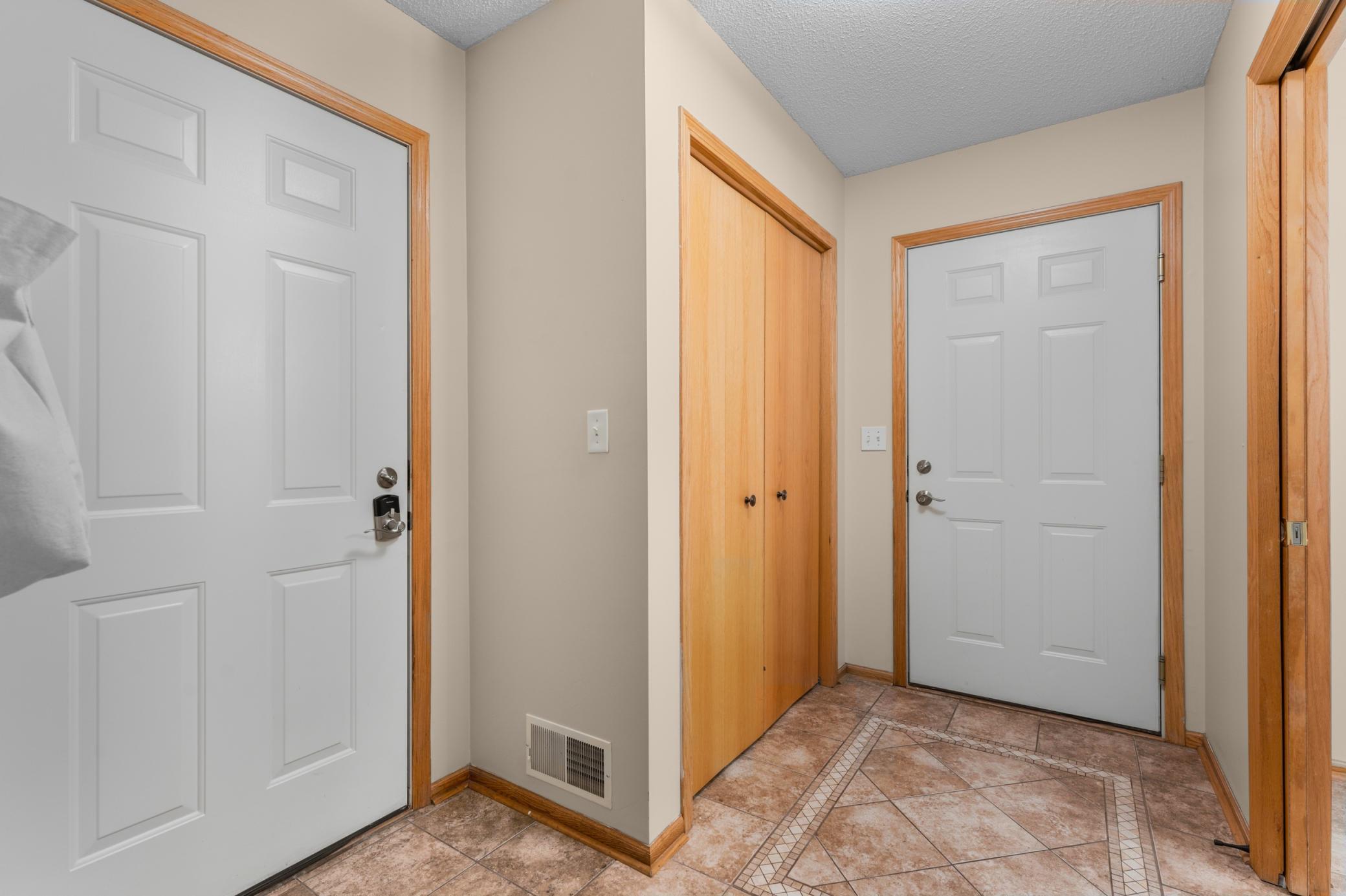 3156 River Falls Court Northwest Rochester, MN 55901 - Photo 8 of 25