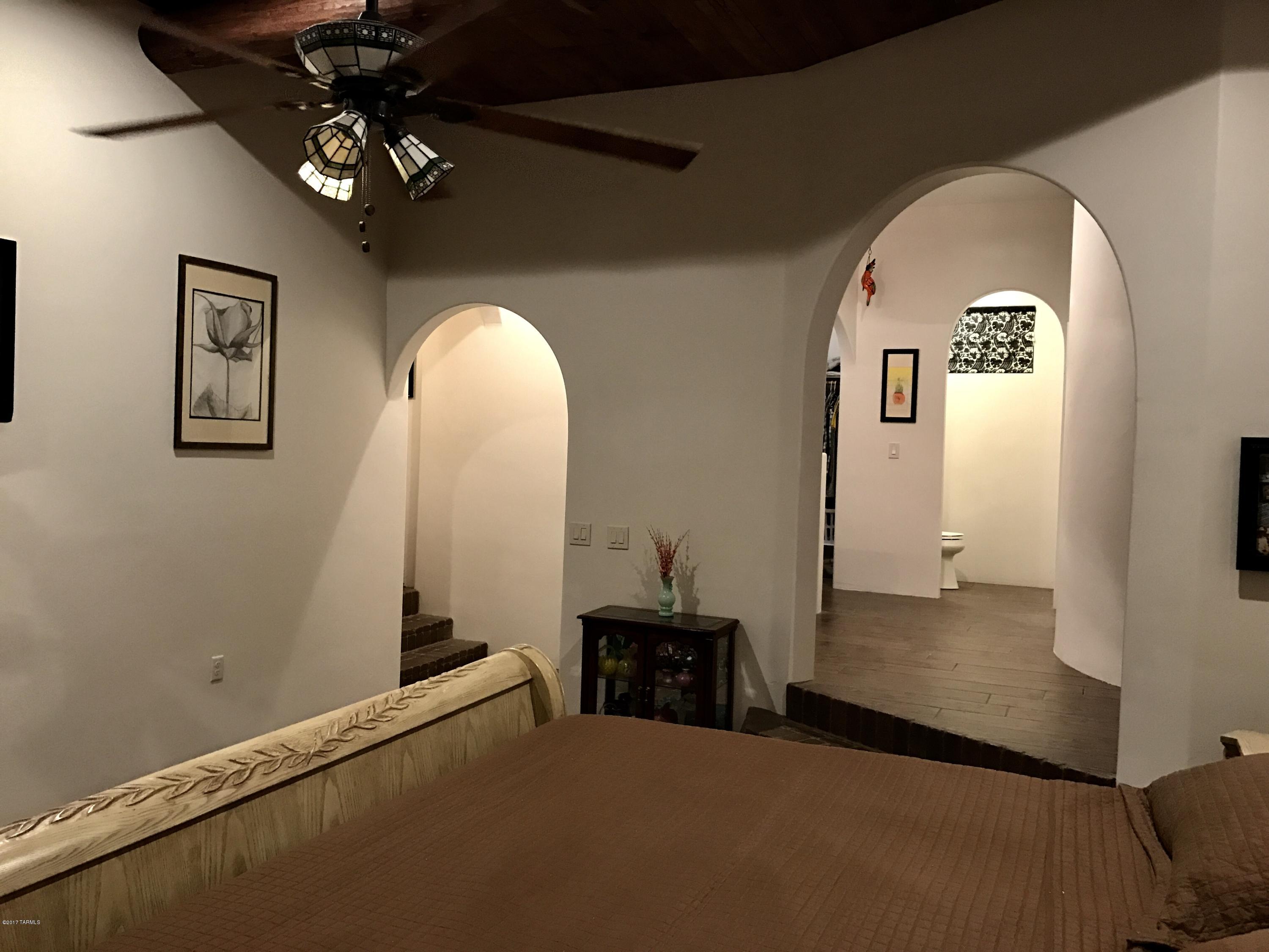 7350 North Artesiano Road Tucson, AZ 85743 - Photo 14 of 51 Gallery Image 14