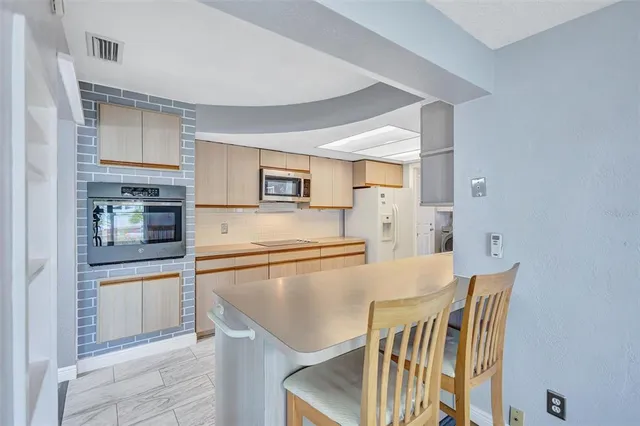 $2,500 | 2544 Burnice Drive, Clearwater, FL 33764