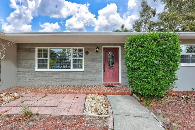 $2,500 | 2544 Burnice Drive, Clearwater, FL 33764
