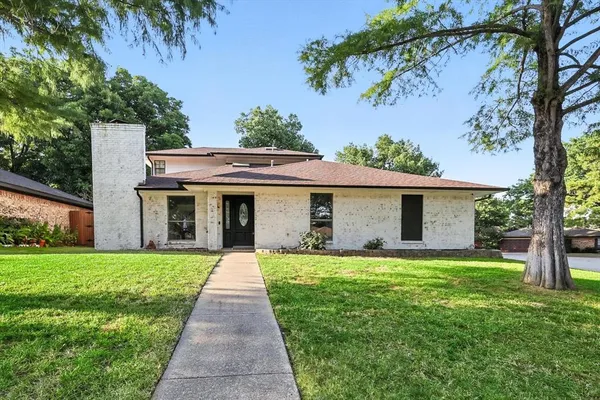 $4,200 | 2902 Panhandle Drive, Grapevine, TX 76051