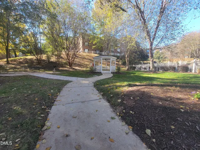 $180,000 | 129 Sturbridge Drive, Clayton, NC 27520