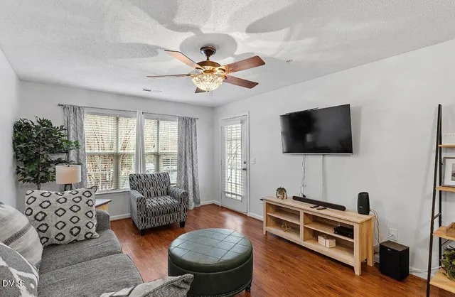 $175,000 | 129 Sturbridge Drive, Clayton, NC 27520