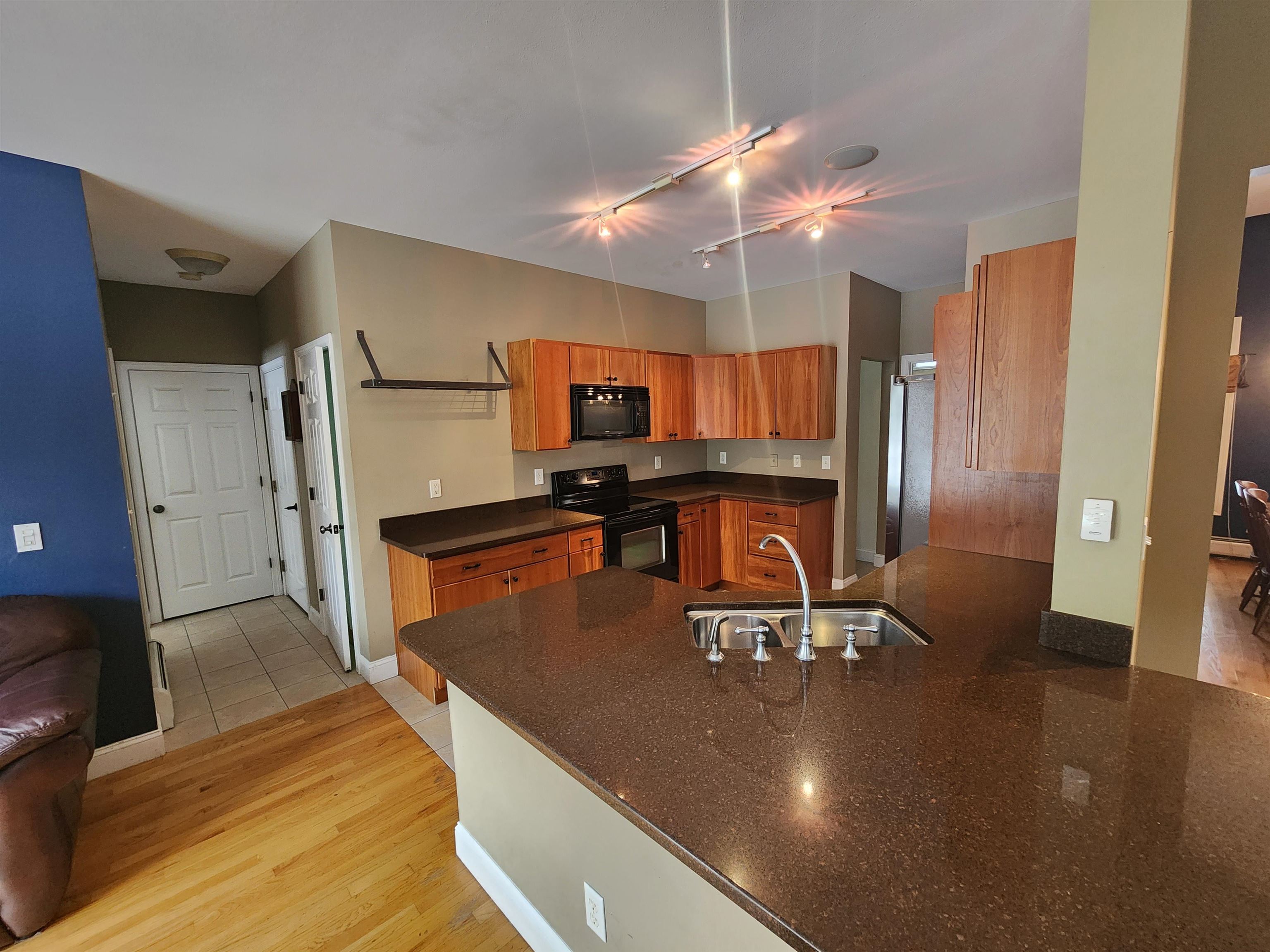 103 Snow Pond Road Concord, NH 03301 - Photo 7 of 33