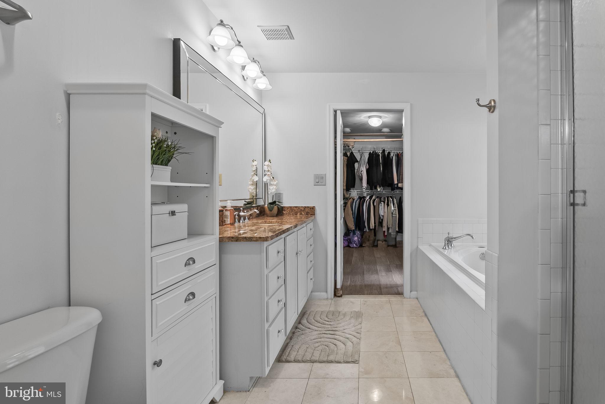 2015 Rosedale Lane Huntingtown, MD 20639 - Photo 28 of 63 primary bathroom