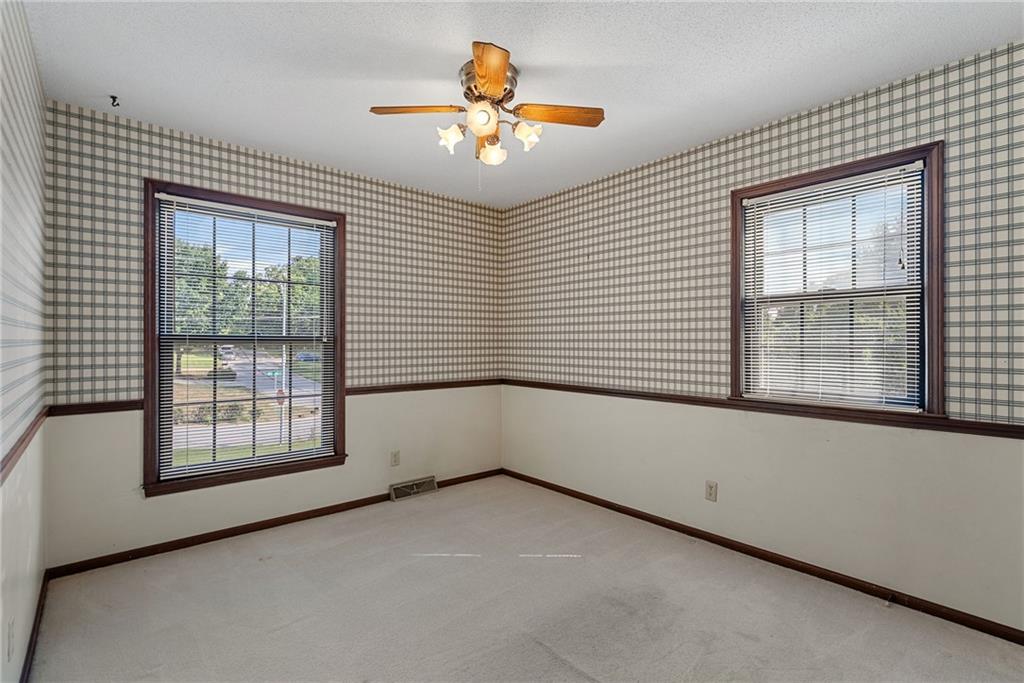 4724 Mullen Road Shawnee, KS 66216 - Photo 21 of 37 Gallery Image 21