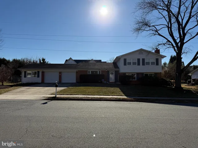 $1,099,000 | 915 Westwood Drive Northeast, Vienna, VA 22180