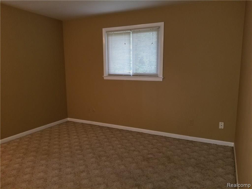 28328 Brandywine Road Farmington Hills, MI 48334 - Photo 11 of 28