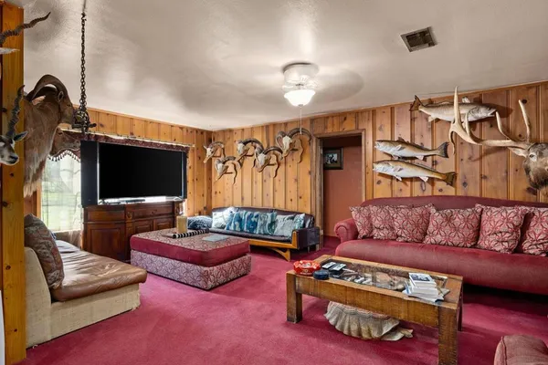 $1,950,000 | 0 West W Highway, Hunt, TX 78024