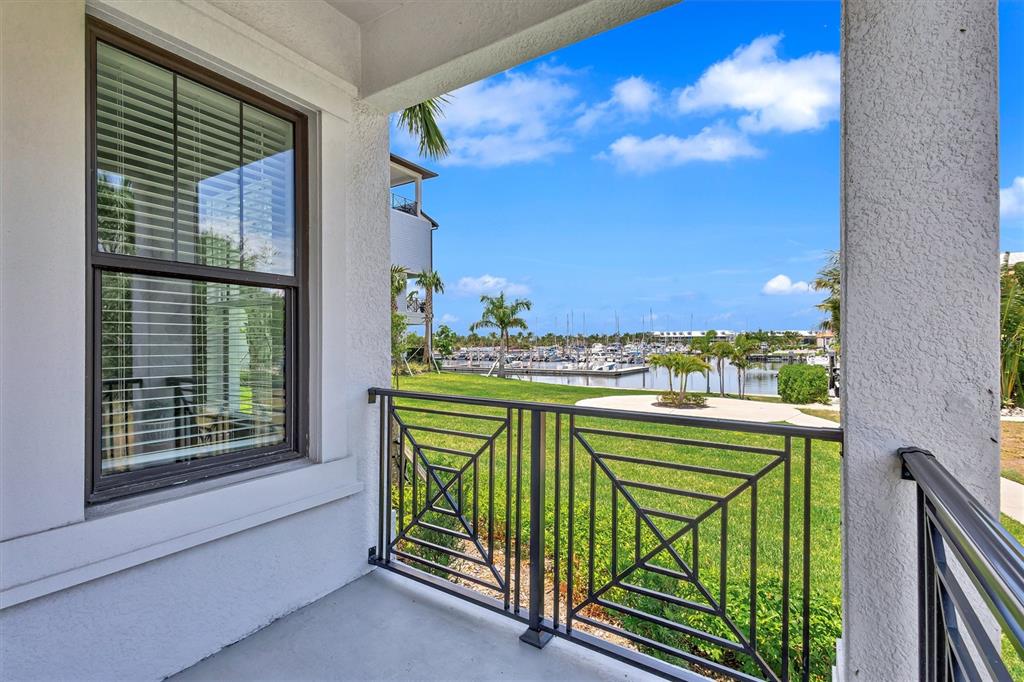 3027 Bermuda Sloop Circle Ruskin, FL 33570 - Photo 30 of 53