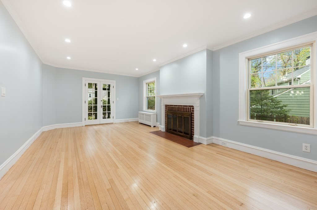320 Quinobequin Road Newton, MA 02468 - Photo 2 of 37