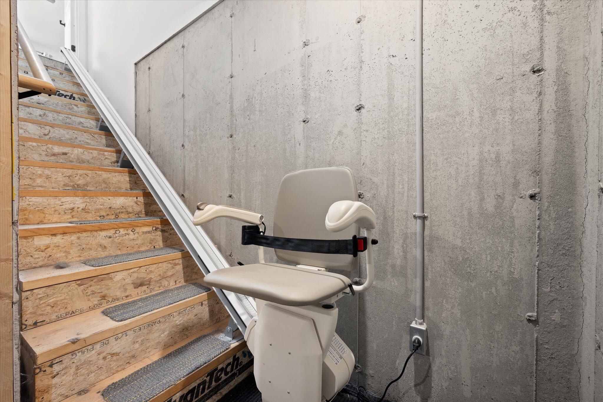 510 Kenduskeag Levant Road Kenduskeag, ME 04450 - Photo 27 of 47 29-Basement Stair Lift