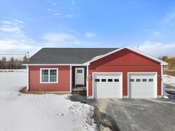 $399,900 | 510 Kenduskeag Levant Road, Kenduskeag, ME 04450