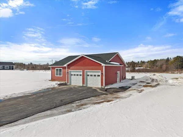 $399,900 | 510 Kenduskeag Levant Road, Kenduskeag, ME 04450