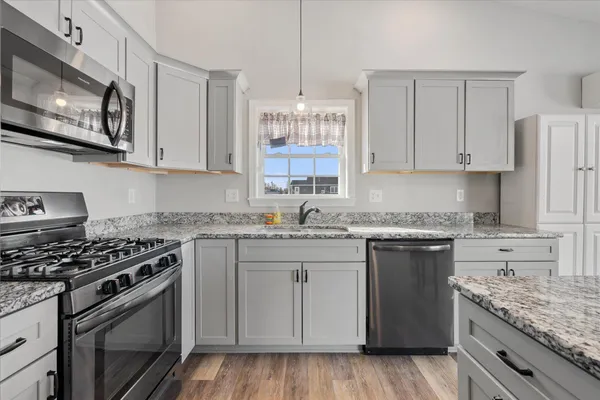 $399,900 | 510 Kenduskeag Levant Road, Kenduskeag, ME 04450