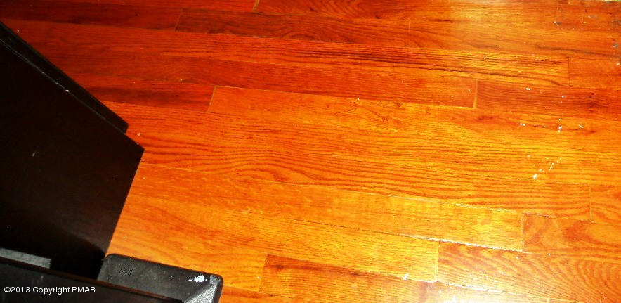 144 Sweetfern Road Stroudsburg, PA 18360 - Photo 8 of 18 Hardwood floors in the bedrooms