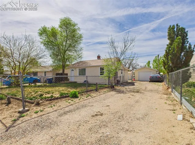 $199,000 | 2006 East 14th Street, Pueblo, CO 81001