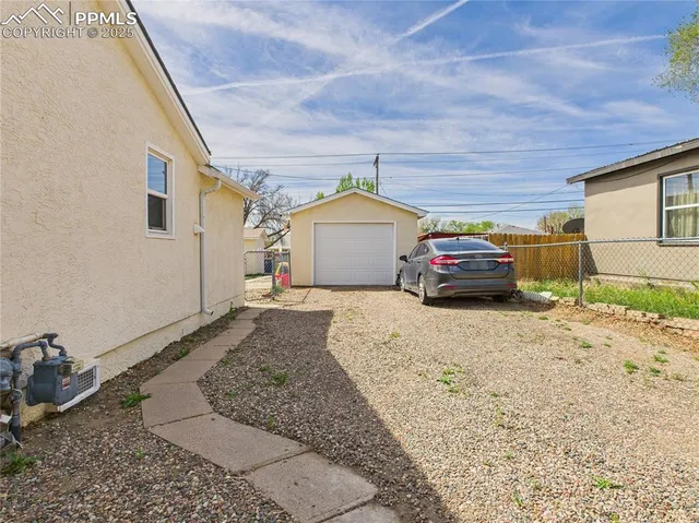 $199,000 | 2006 East 14th Street, Pueblo, CO 81001