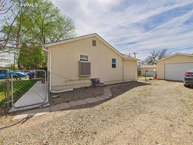 $199,000 | 2006 East 14th Street, Pueblo, CO 81001