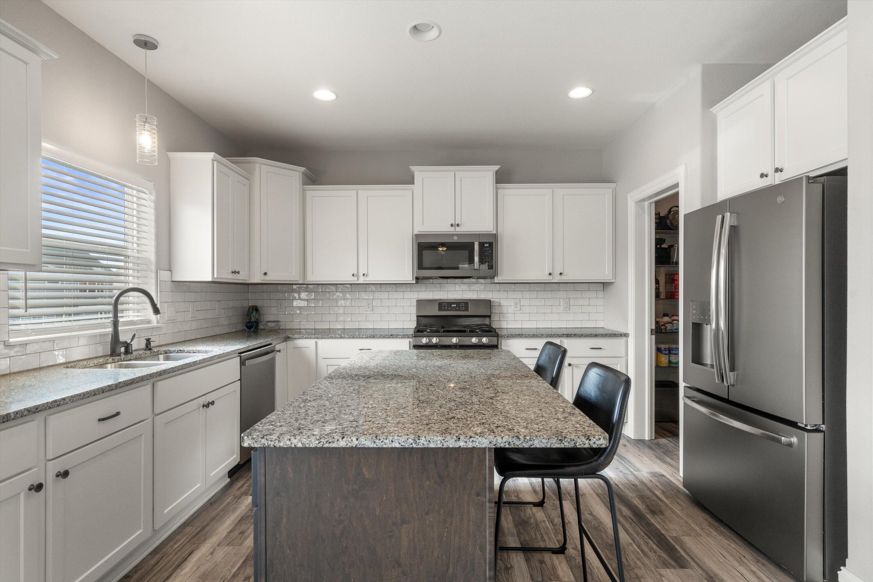 3951 Sienna Court Caledonia, WI 53126 - Photo 11 of 52 Kitchen