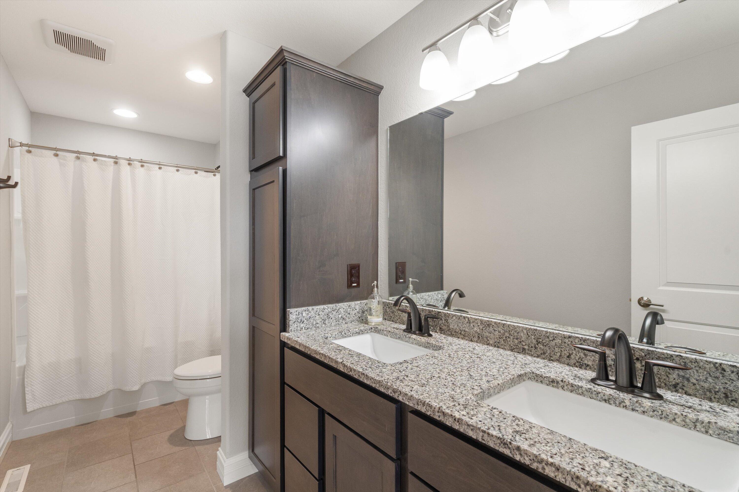 3951 Sienna Court Caledonia, WI 53126 - Photo 30 of 52 Bathroom 2