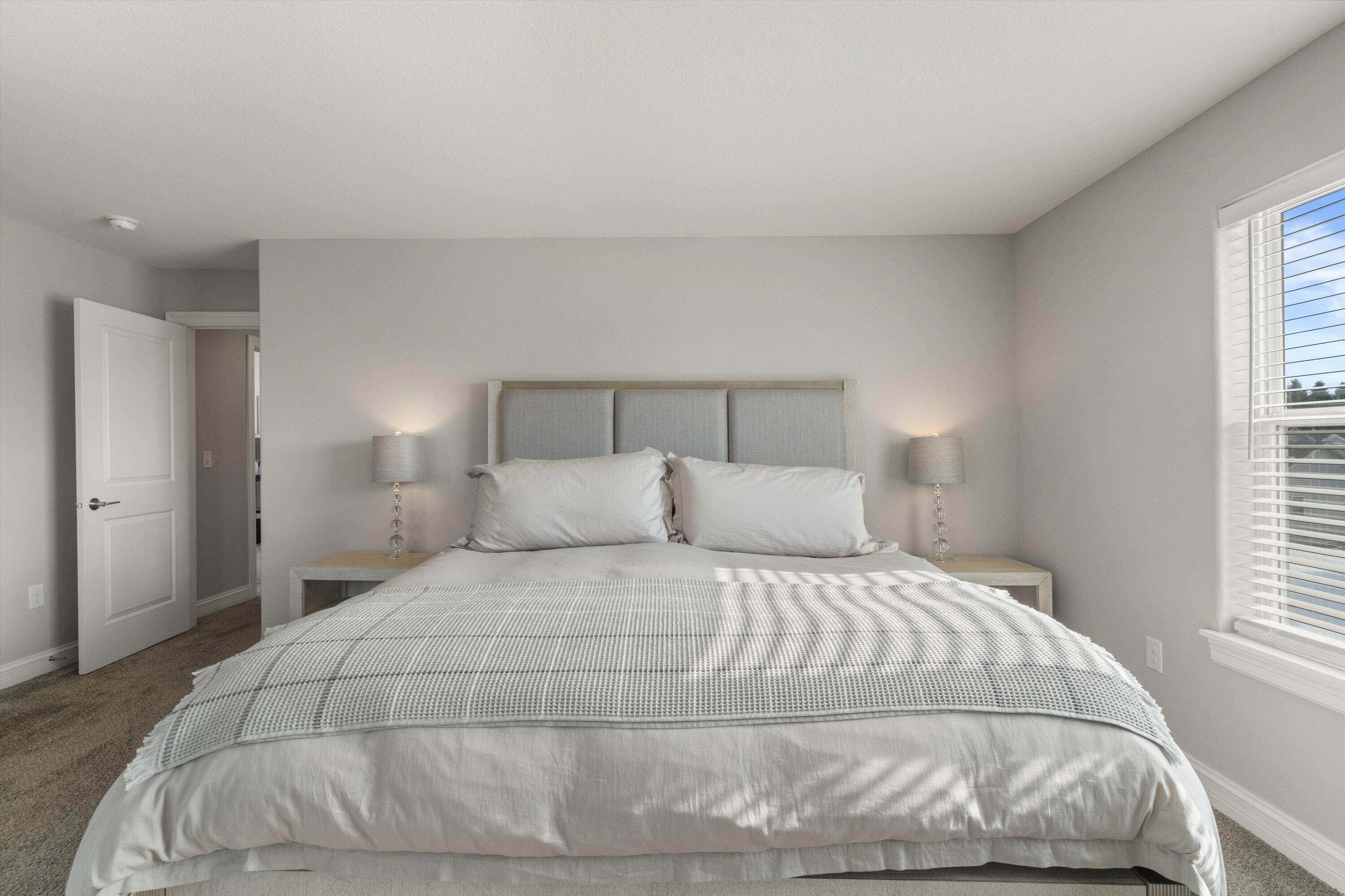 3951 Sienna Court Caledonia, WI 53126 - Photo 33 of 52 Primary Bedroom