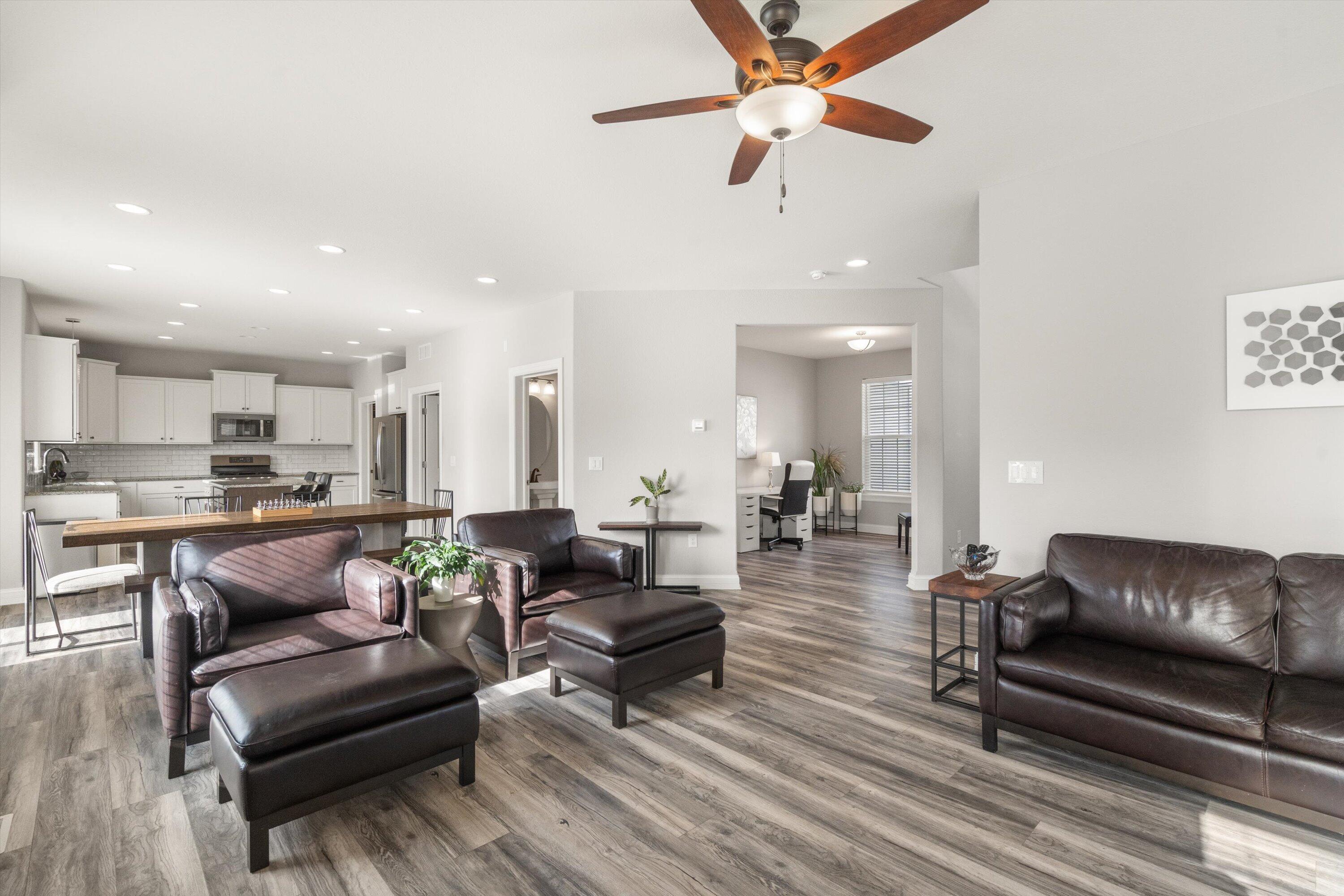 3951 Sienna Court Caledonia, WI 53126 - Photo 4 of 52 Living Room