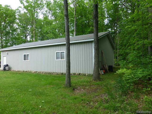 8204 Petz Road Imlay City, MI 48444 - Photo 27 of 60 P1020051.jpg