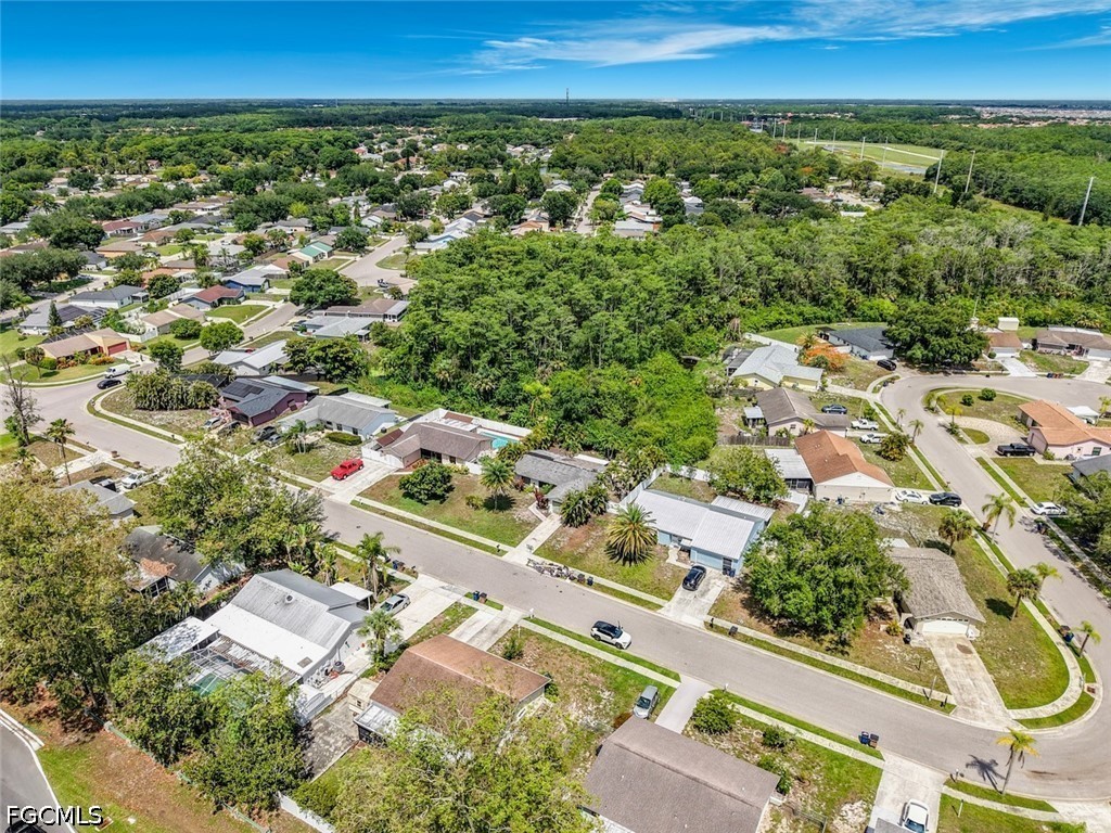 15506 Spring Line Lane Fort Myers, FL 33905 - Photo 8 of 50
