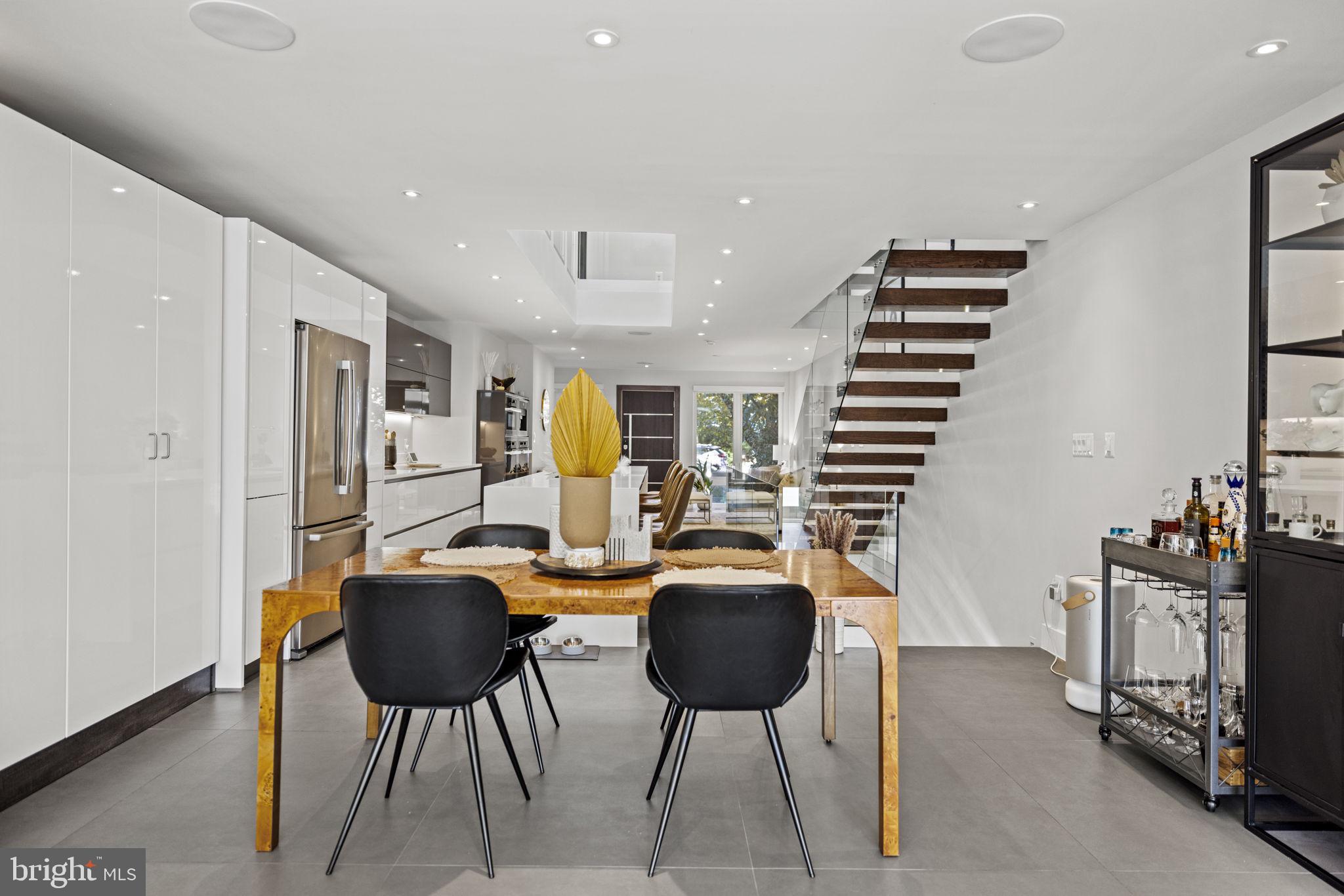 3722 R Street Northwest Washington, DC 20007 - Photo 12 of 66