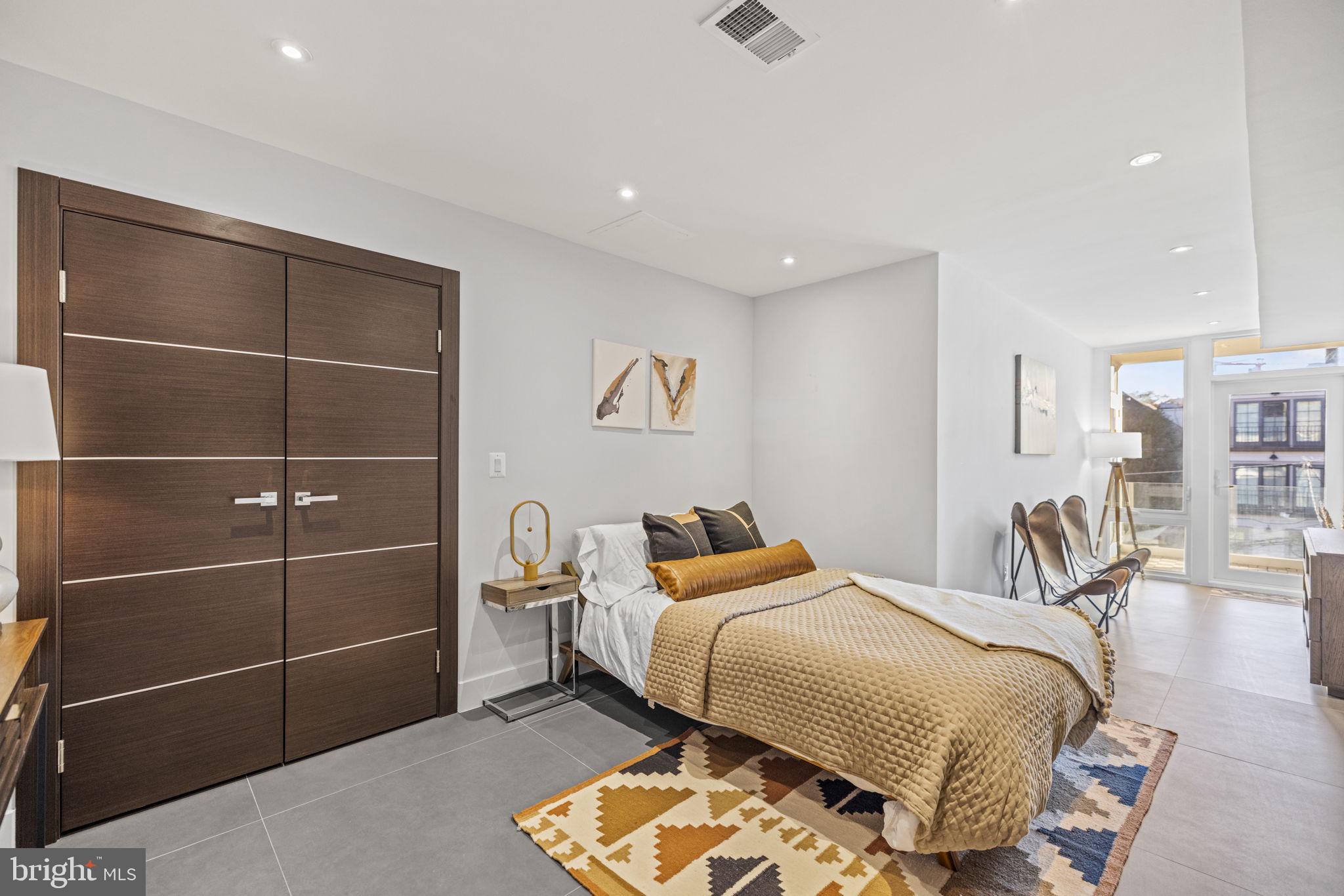 3722 R Street Northwest Washington, DC 20007 - Photo 46 of 66