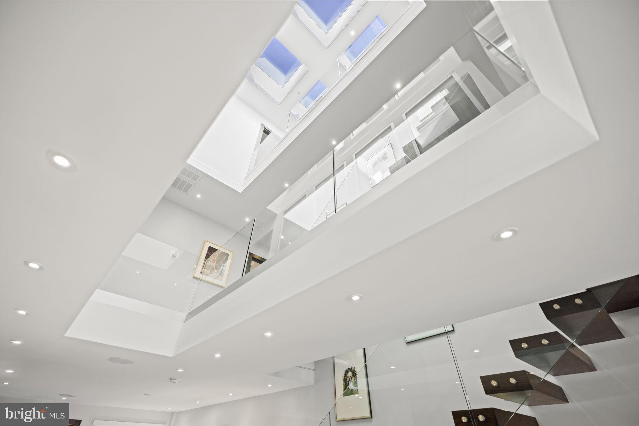 3722 R Street Northwest Washington, DC 20007 - Photo 10 of 66