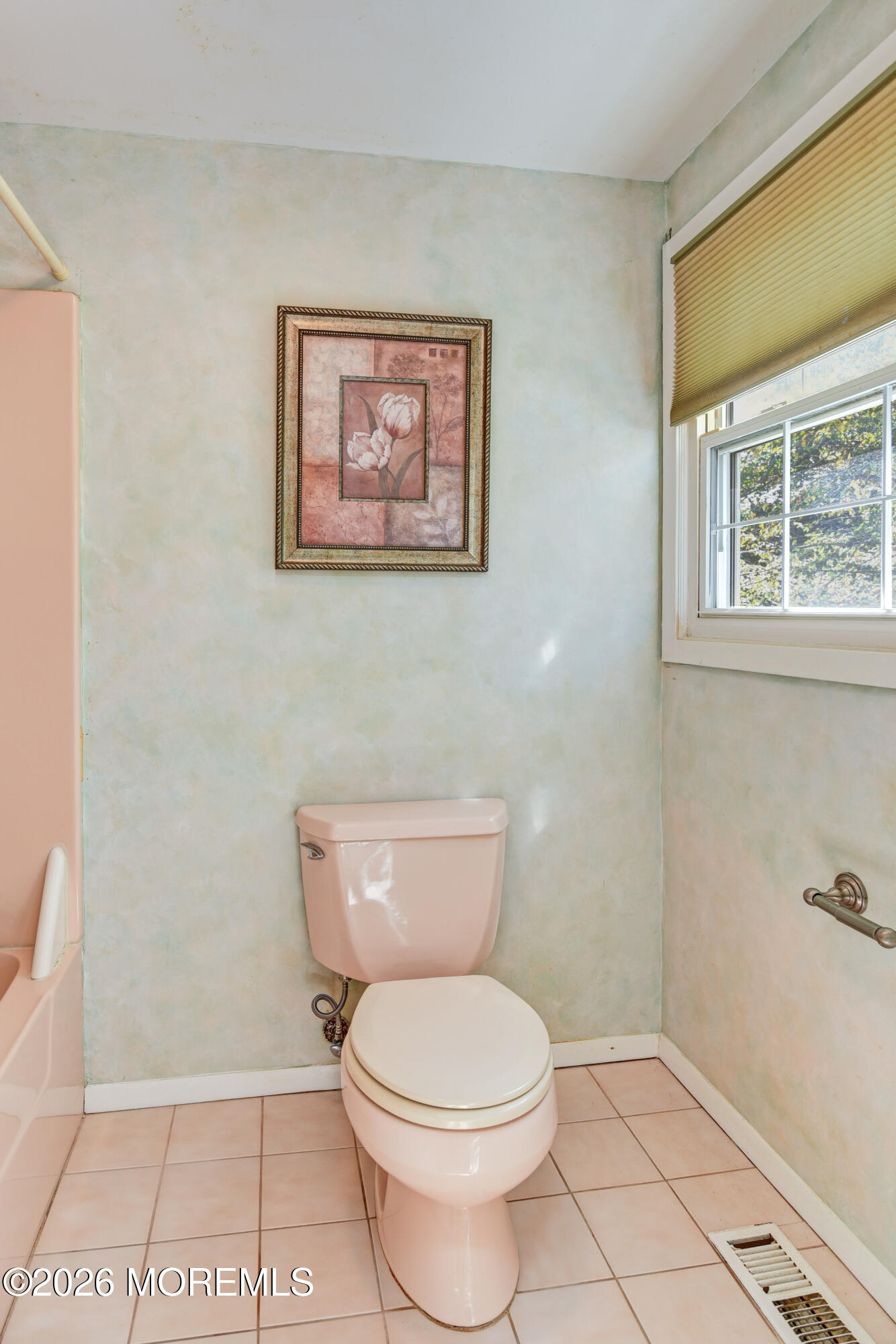 21 Totem Road Freehold, NJ 07728 - Photo 17 of 30 14 Primary Bathroom-2