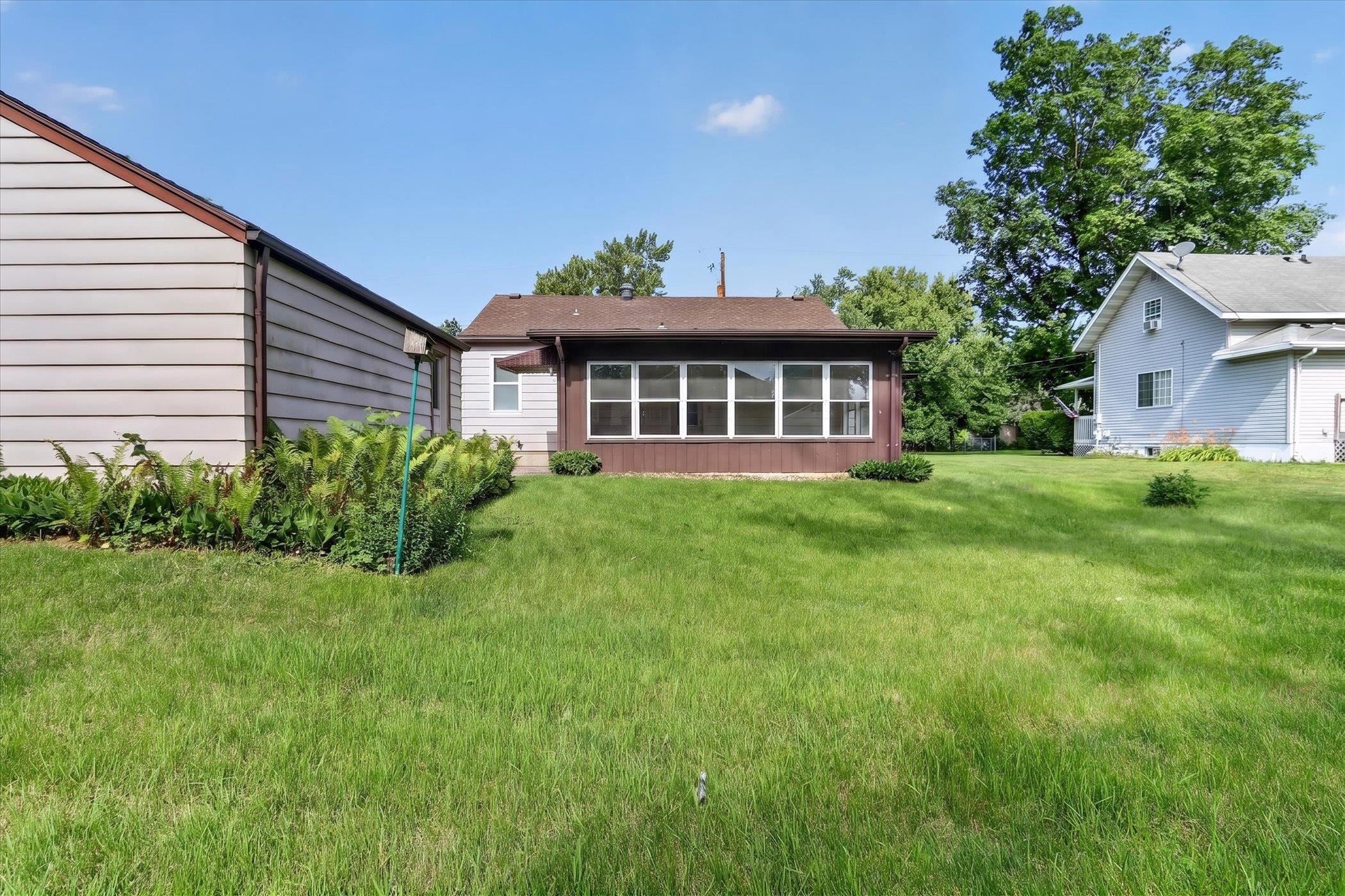 1129 Johnson Street Beloit, WI 53511 - Photo 34 of 35