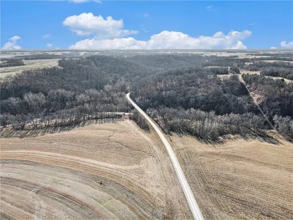 $504,600 | Bar Hollow Dr Road, Blackwater, MO 65322