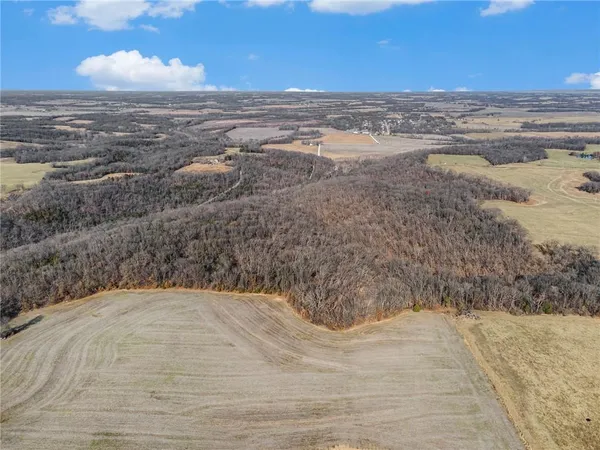 $504,600 | Bar Hollow Dr Road, Blackwater, MO 65322