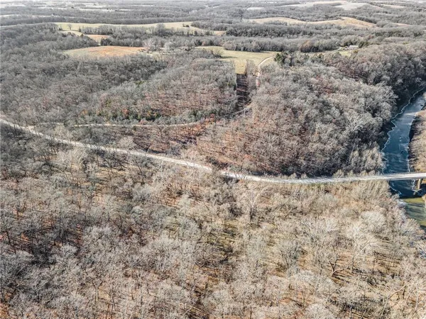 $504,600 | Bar Hollow Dr Road, Blackwater, MO 65322