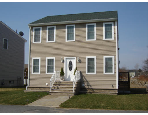 620 Detroit Street Fall River, MA 02721 - Photo 1 of 1 Gallery Image 1
