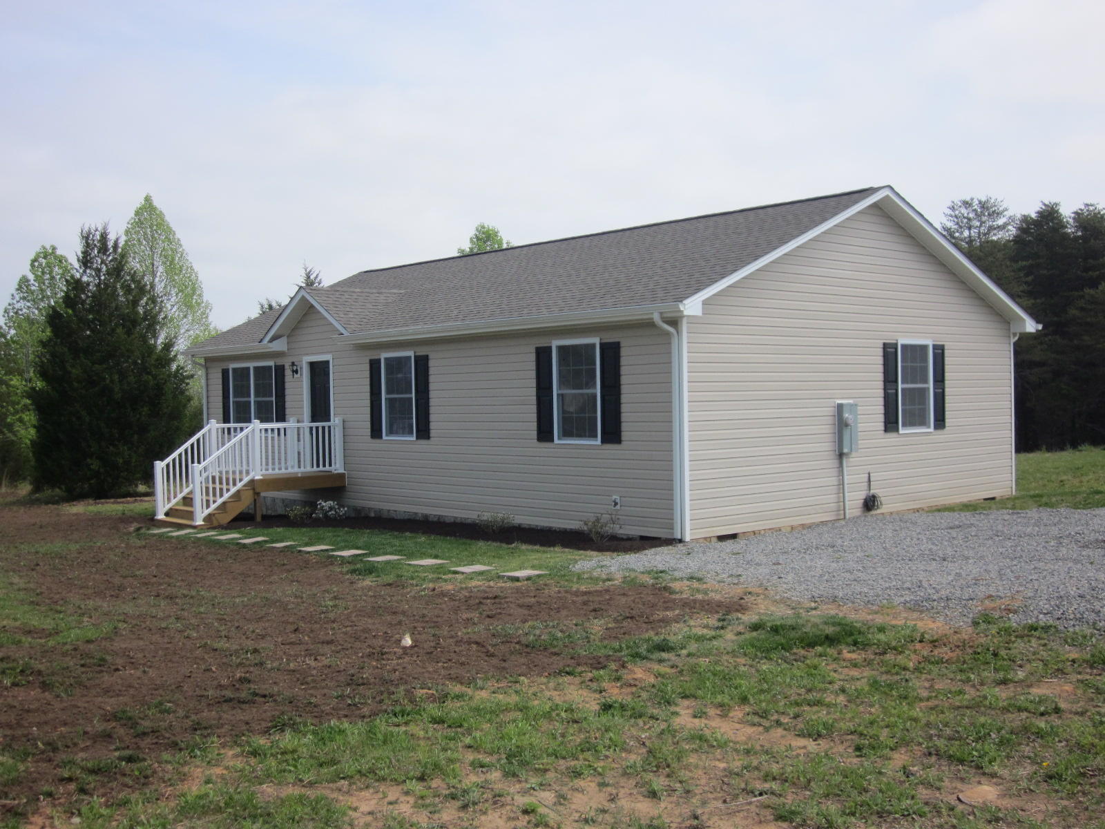 888 Farm View 002