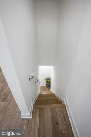a view of entryway