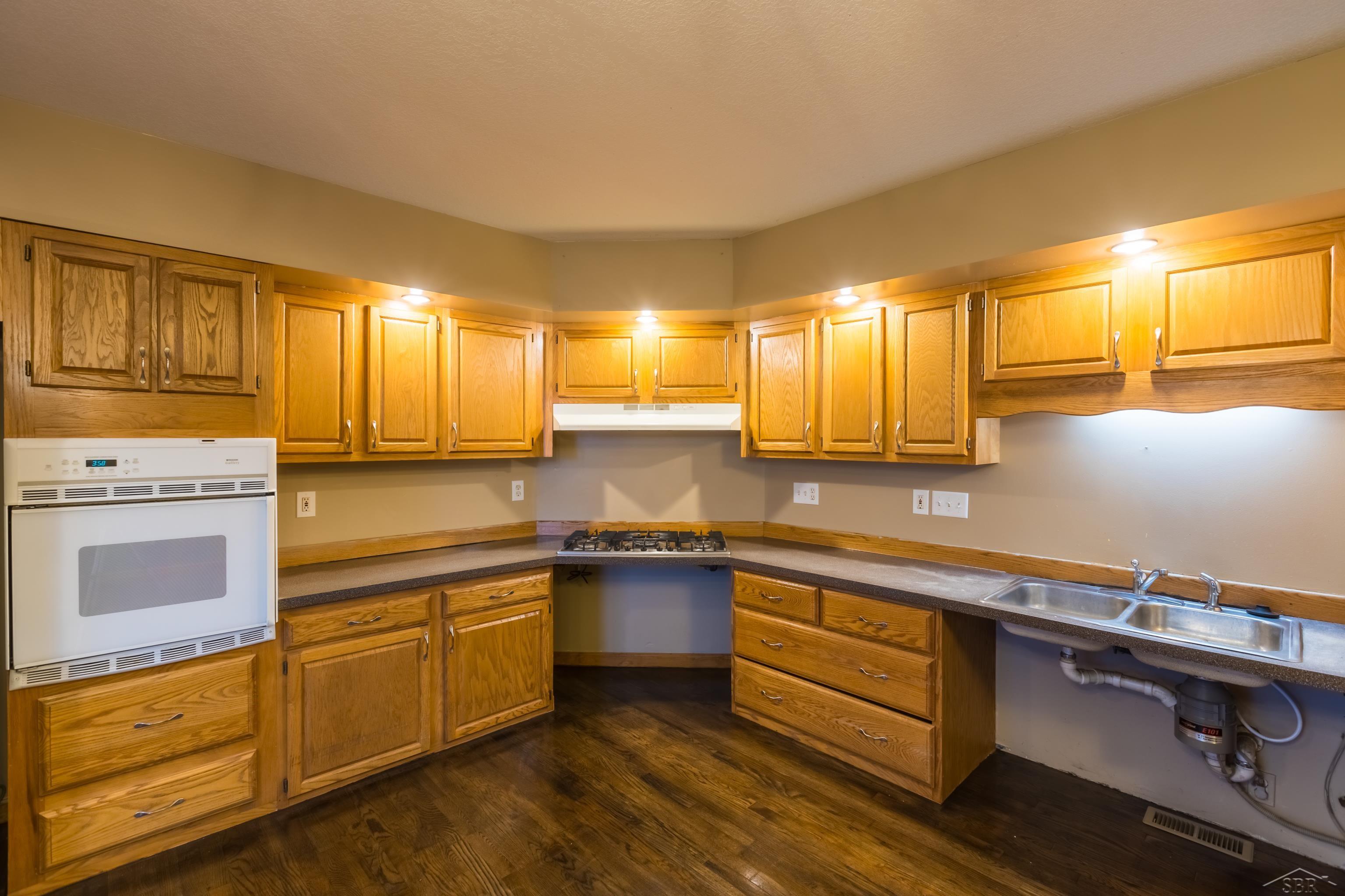 1851 West Midland Road Auburn, MI 48611 - Photo 10 of 49 50090198-9.JPG