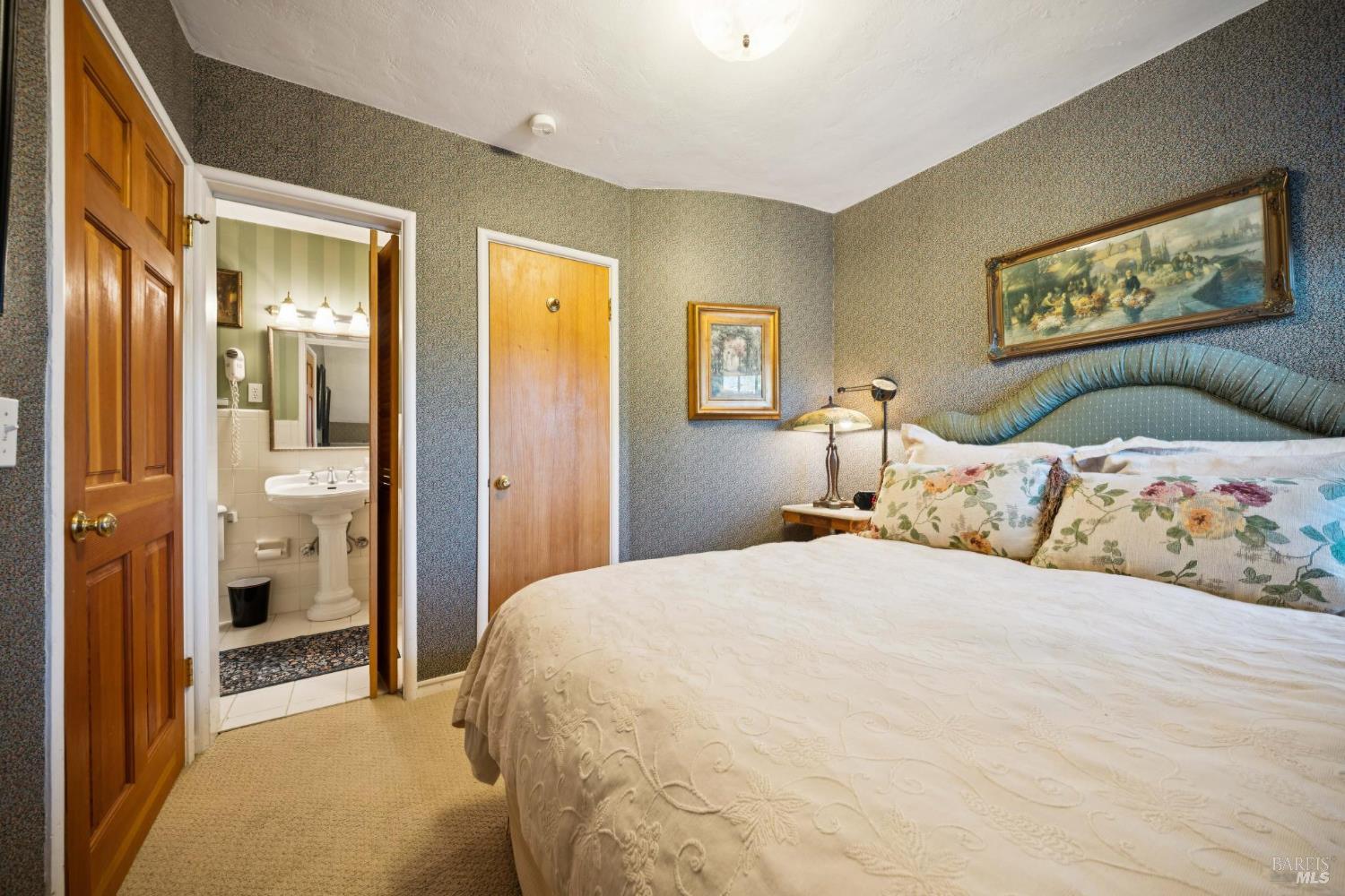 42-50 Grove Street San Rafael, CA 94901 - Photo 29 of 52 42A Rental-bedroom